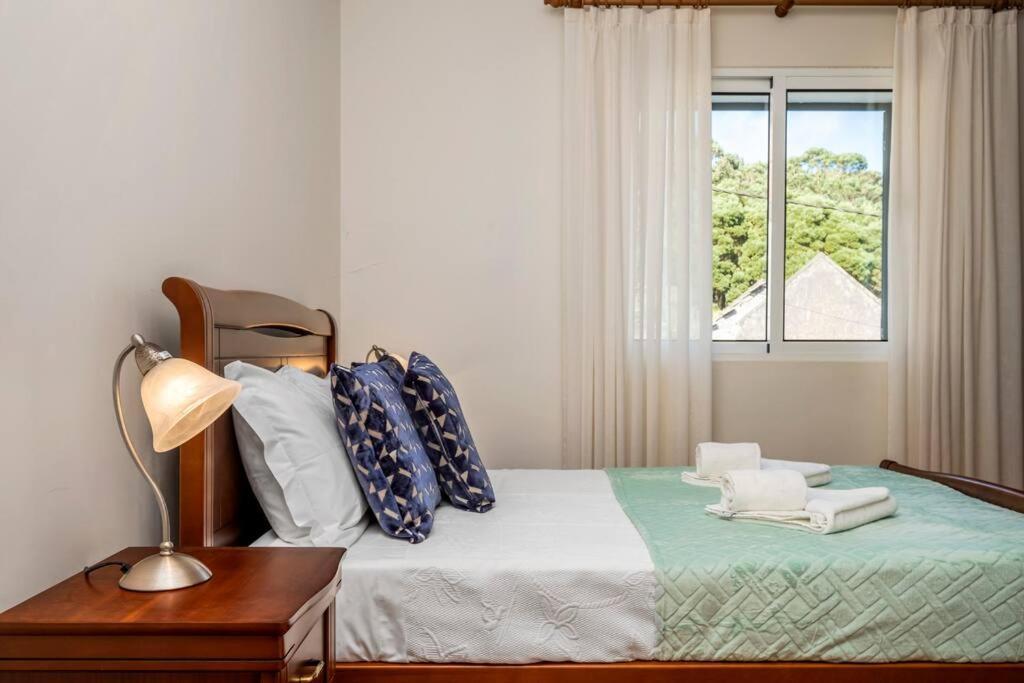 Casa Do Palheiro Ribeirinho Holiday home Porto Moniz